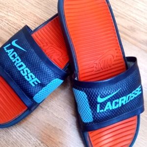 NIKE LACROSSE Size 11/12 in Men's.